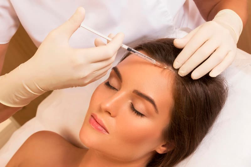 Read more about the article علاج تساقط الشعر بالبلازما