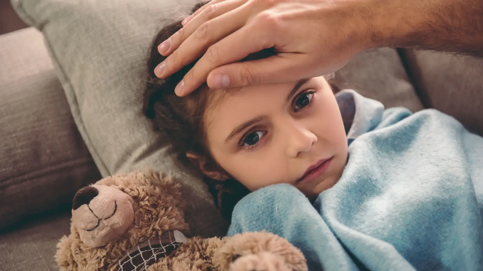 Read more about the article الحمى عند الأطفال: متى يجب الشعور بالقلق؟
